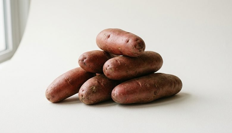 Asterix potatoes, Red skin